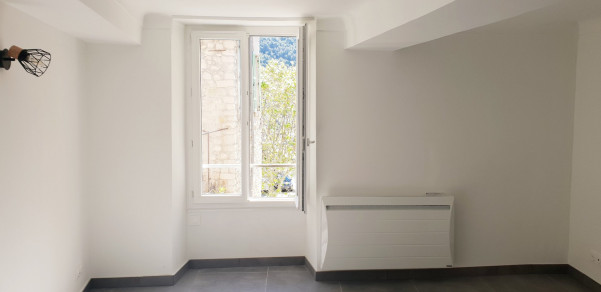 à louer Studio Levens