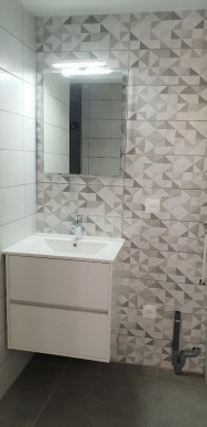 à louer Studio Levens