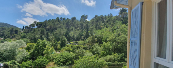à vendre Appartement en rez de jardin Tourrette Levens