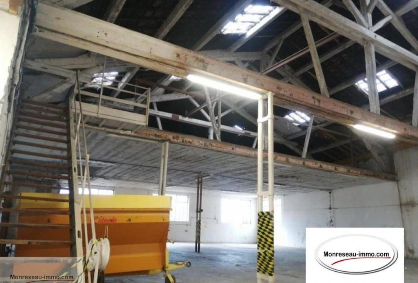 vente Bâtiment Macon - Photo 1