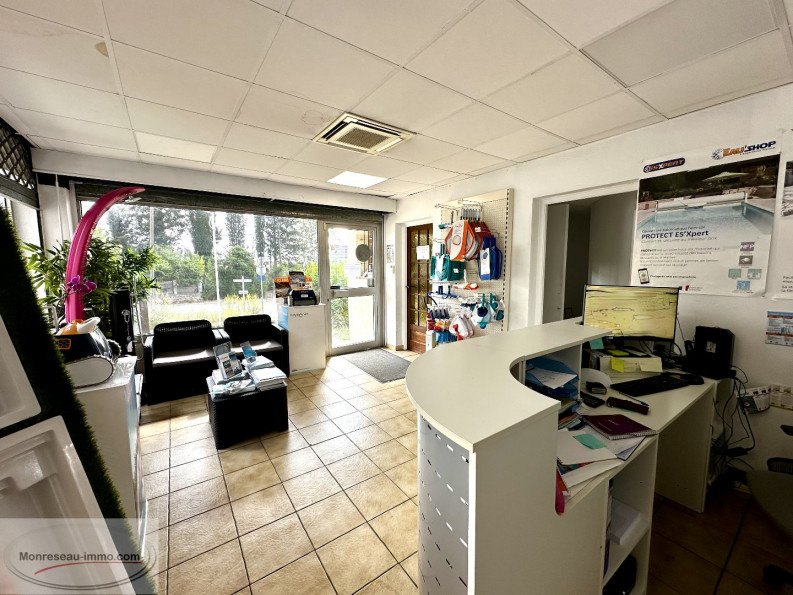 vente Local commercial Peymeinade - Photo 3