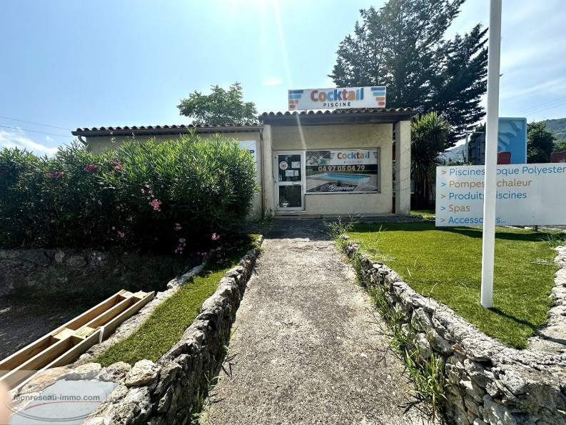 vente Local commercial Peymeinade - Photo 2