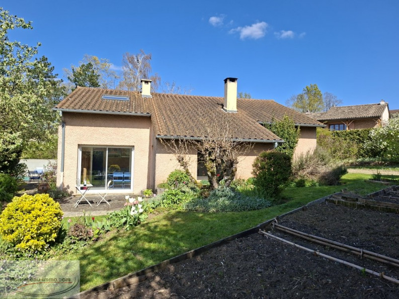 vente Maison La Roche Vineuse - Photo 1