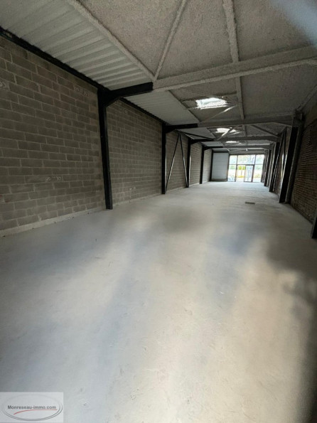 location Local commercial Caudry - Photo 1