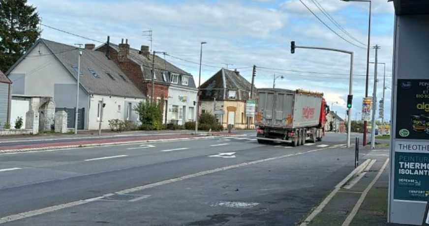 location Local commercial Caudry