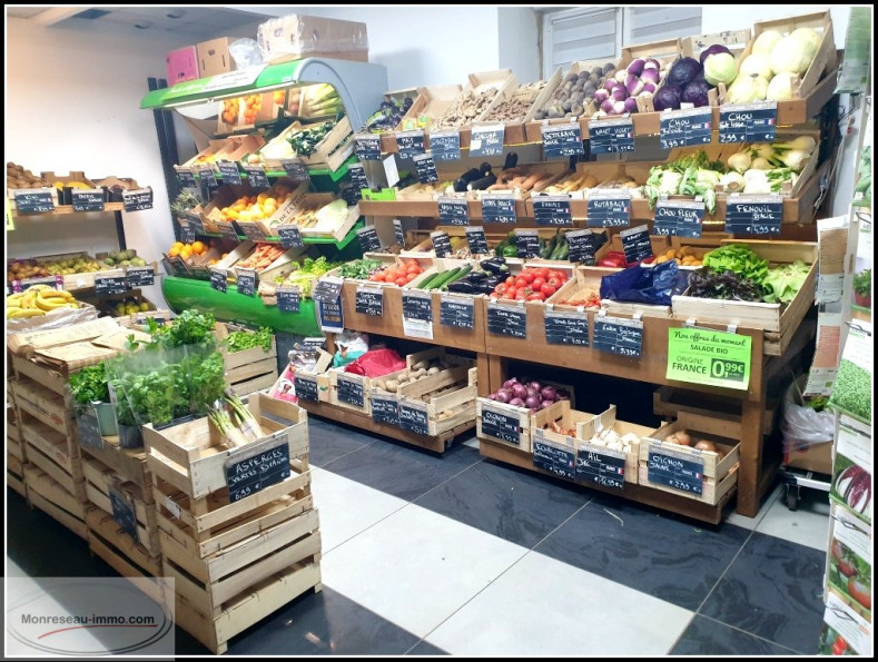 à vendre Alimentation Saint Nabord - Photo 9