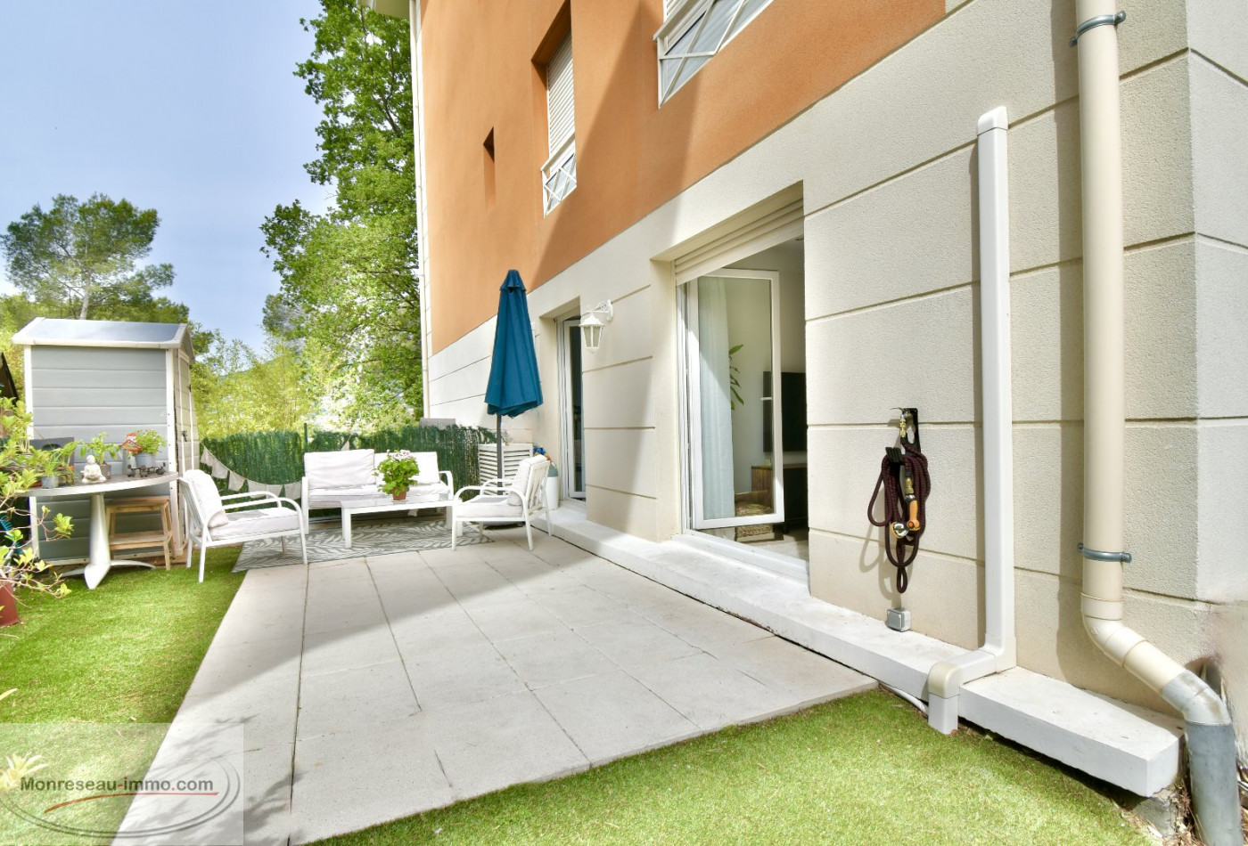vente Appartement en rez de jardin Cannes-la-bocca - Photo 1