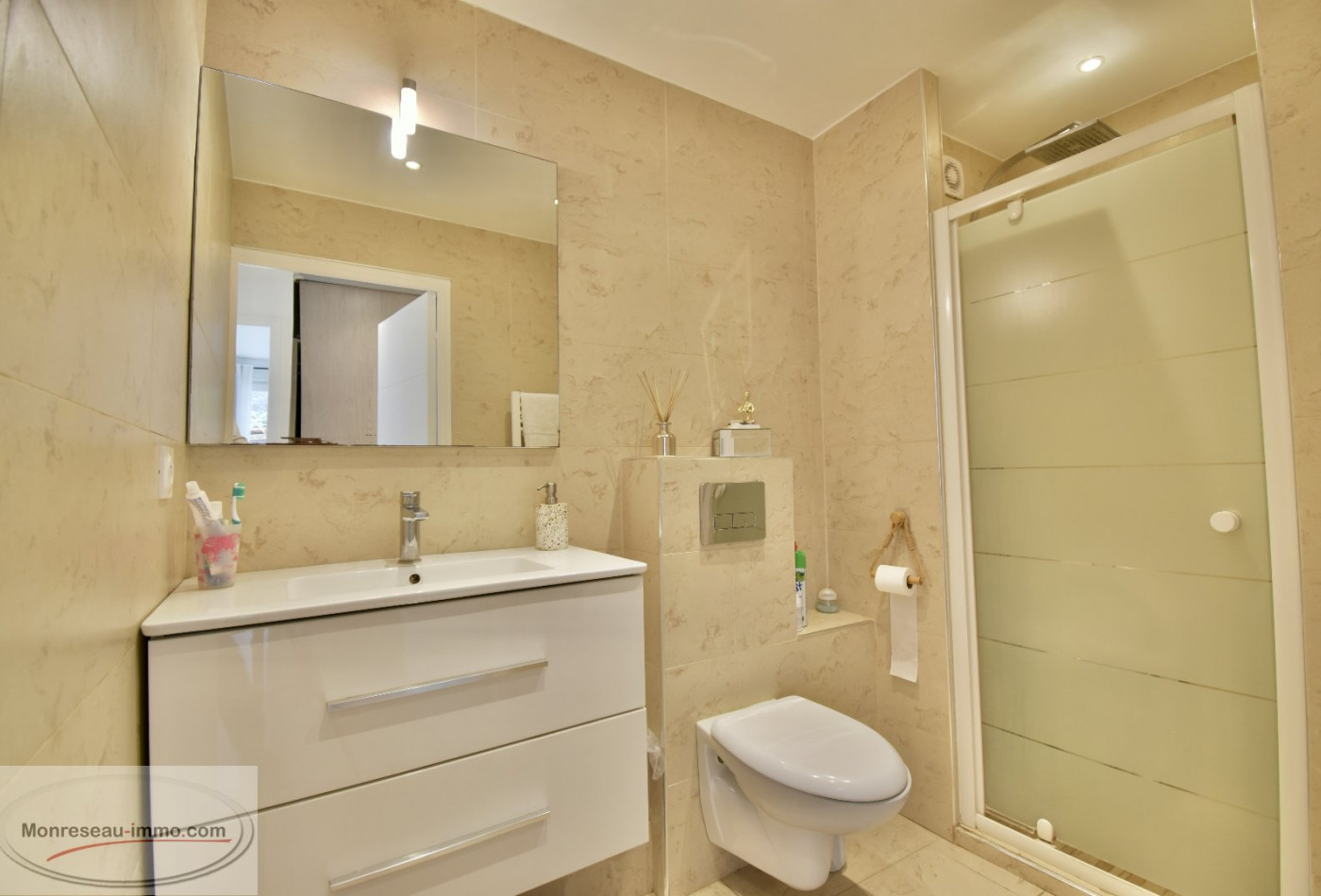 vente Appartement en rez de jardin Cannes-la-bocca - Photo 9