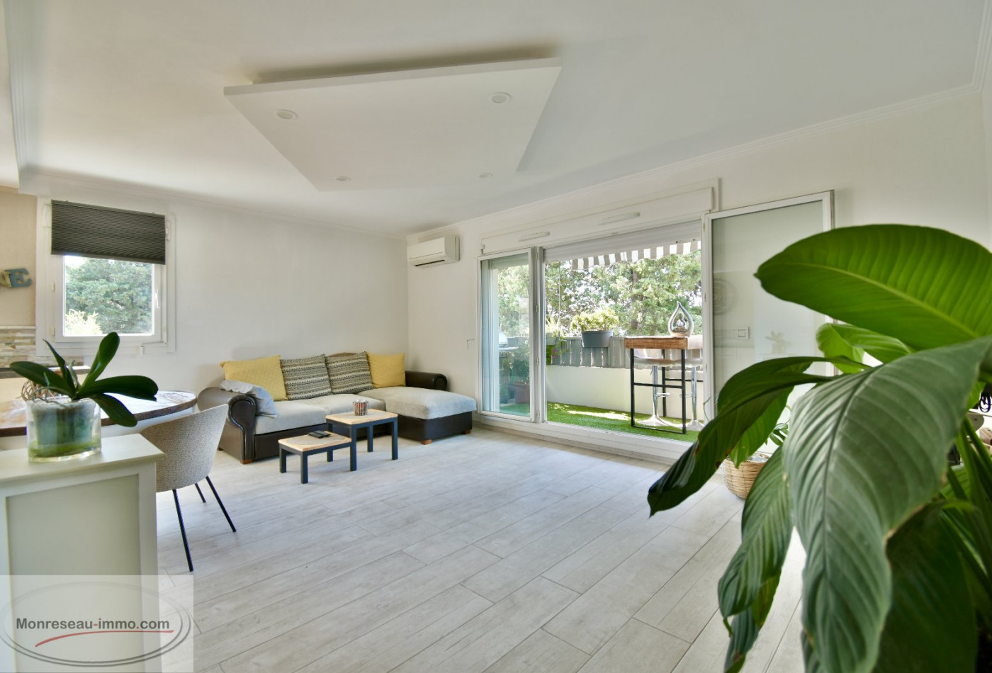 vente Appartement Cannes-la-bocca - Photo 2