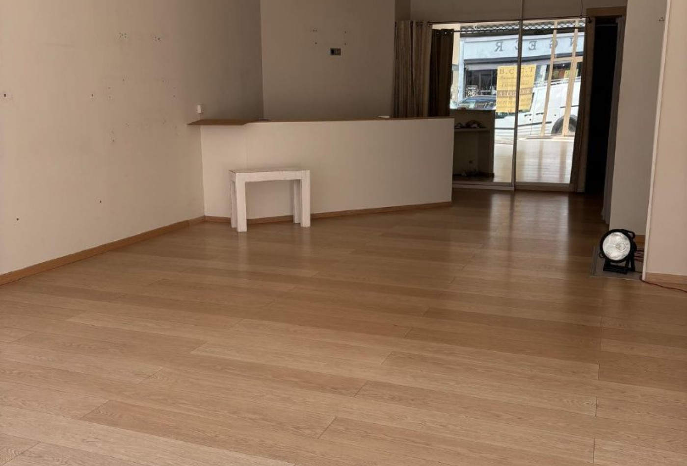 location Local commercial Cambrai - Photo 1