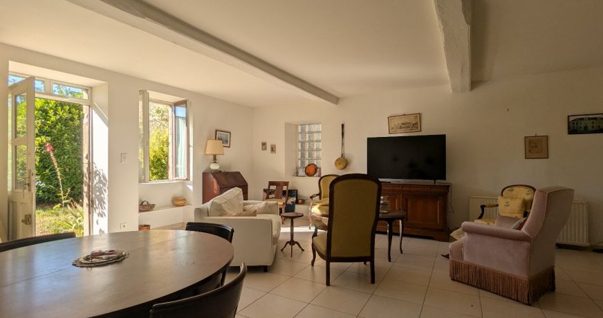 vente Maison et dépendances Saint Ambreuil