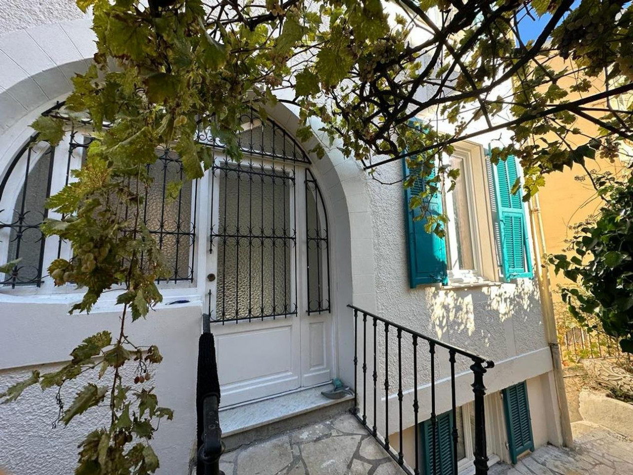 Vente Maison 98m² 5 Pièces à Nice (06000) - Confiance Immobiliere Nice