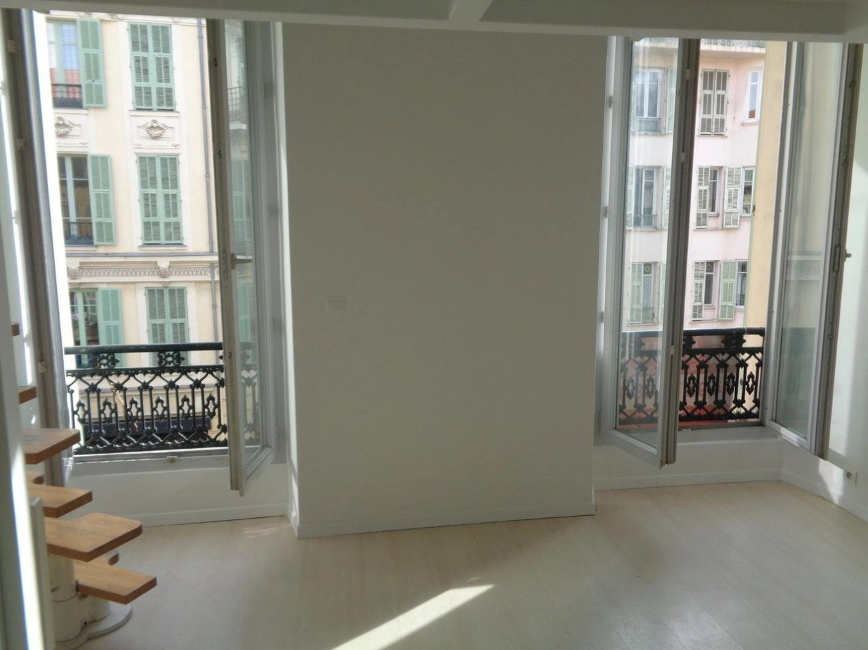 Vente Appartement 22m² 1 Pièce à Nice (06000) - Confiance Immobiliere Nice