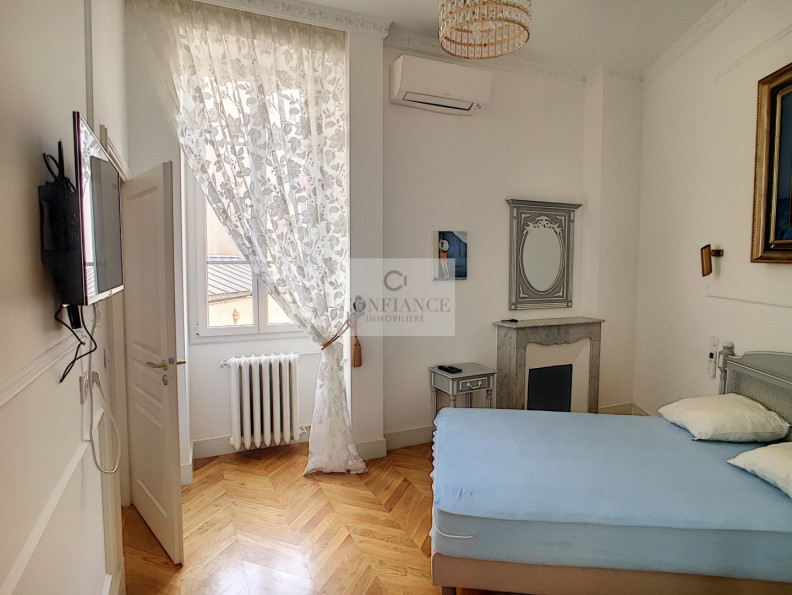 location Appartement rénové Nice - Photo 4