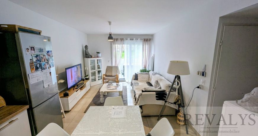 vente Appartement terrasse Chateauneuf Villevieille