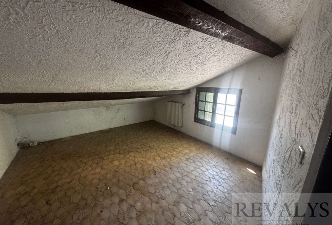 vente Appartement à rénover Saint Laurent Du Var - Photo 6