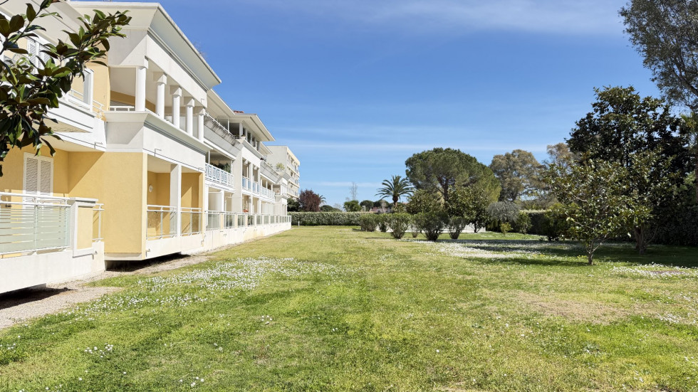 vente Appartement Mandelieu La Napoule - Photo 1