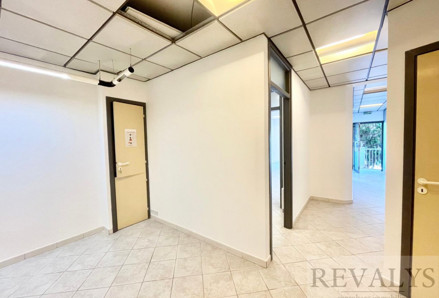 à vendre Local commercial Antibes - Photo 10