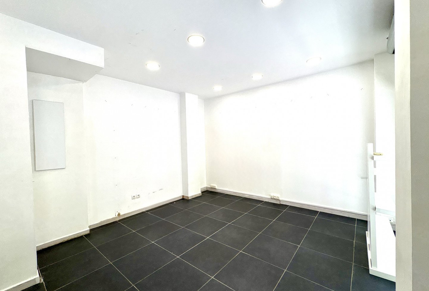 vente Local commercial Nice - Photo 2