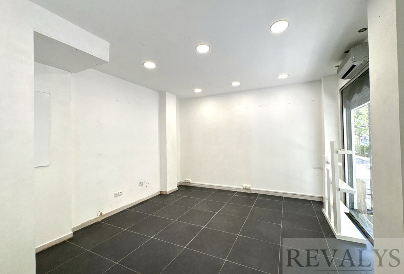 vente Local commercial Nice - Photo 1