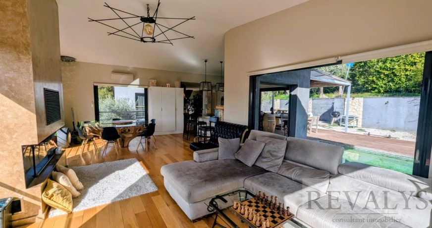 vente Villa Castagniers