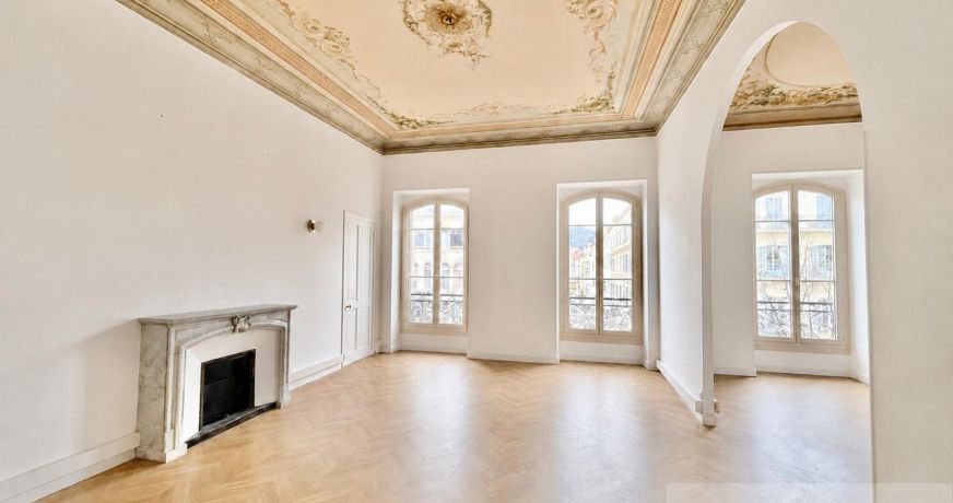 vente Appartement bourgeois Nice