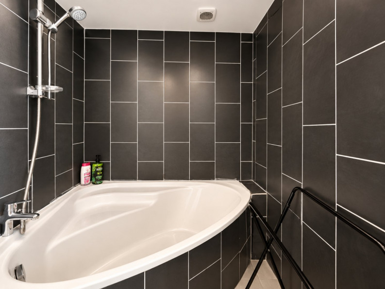 vente Appartement Saint Laurent Du Var - Photo 9