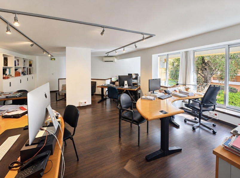 vente Local commercial Menton - Photo 2