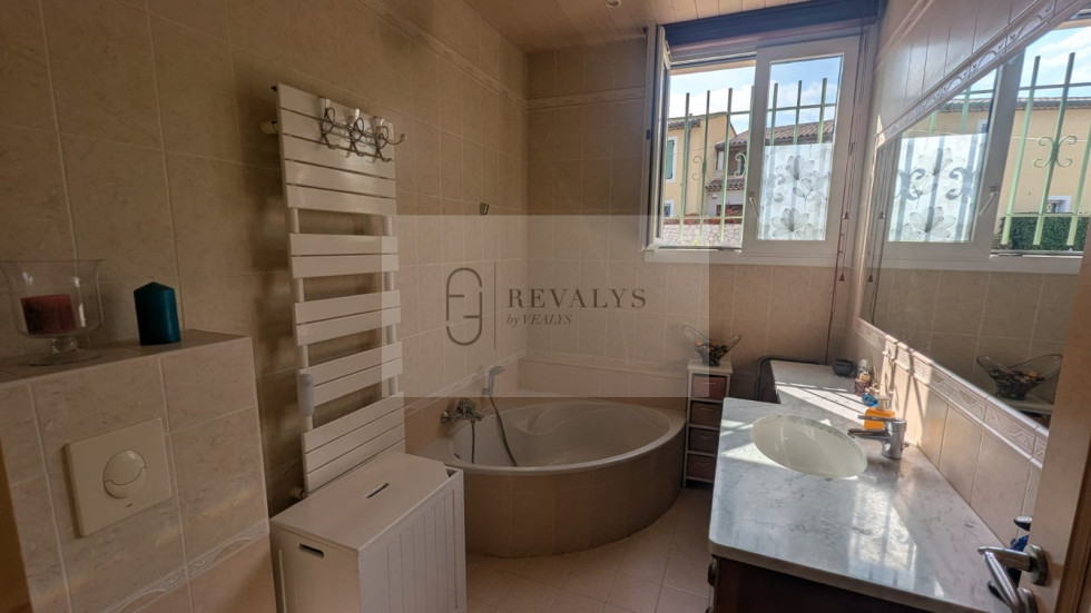 vente Appartement en rez de jardin Saint Laurent Du Var - Photo 8
