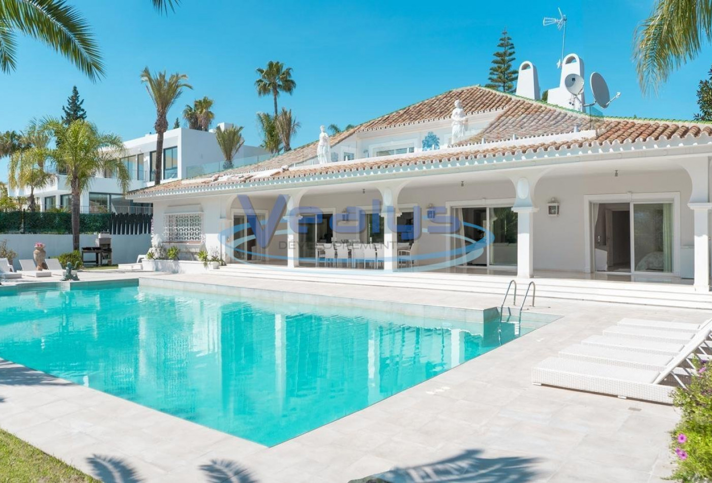 en location saisonnière Villa Nueva Andalucia - Photo 1