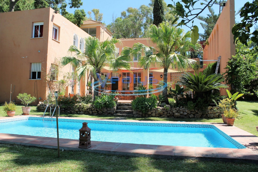 en location saisonnière Villa Nueva Andalucia - Photo 1