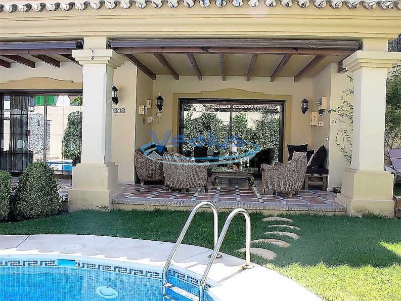 en location saisonnière Villa Nueva Andalucia - Photo 2