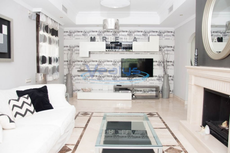 en location saisonnière Villa Nueva Andalucia - Photo 3