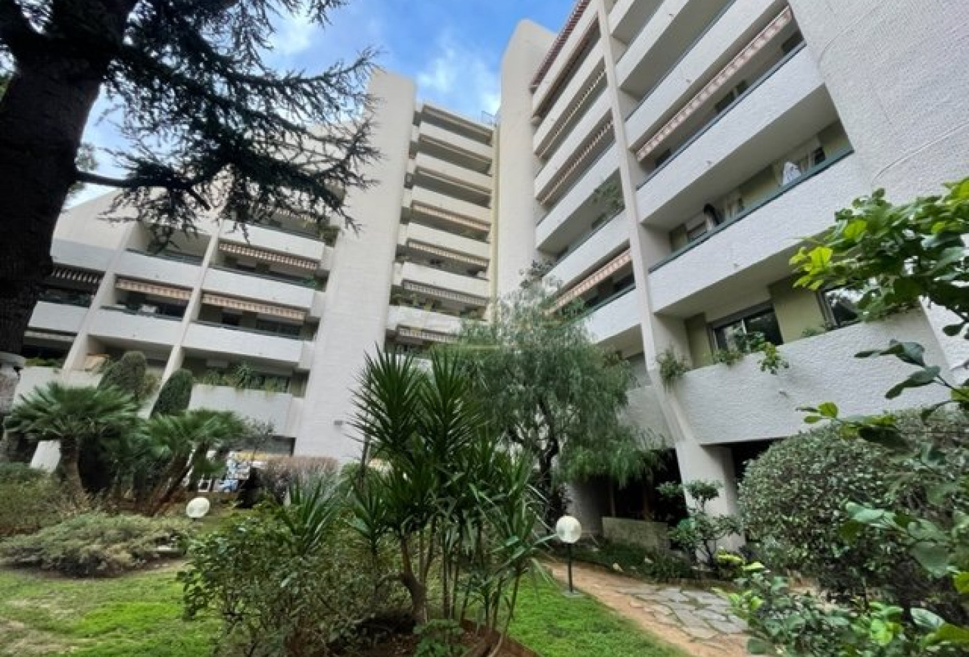 Vente Appartement 70m² 3 Pièces à Nice (06000) - Agence Vealys 21