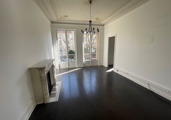 à vendre Appartement bourgeois Nice