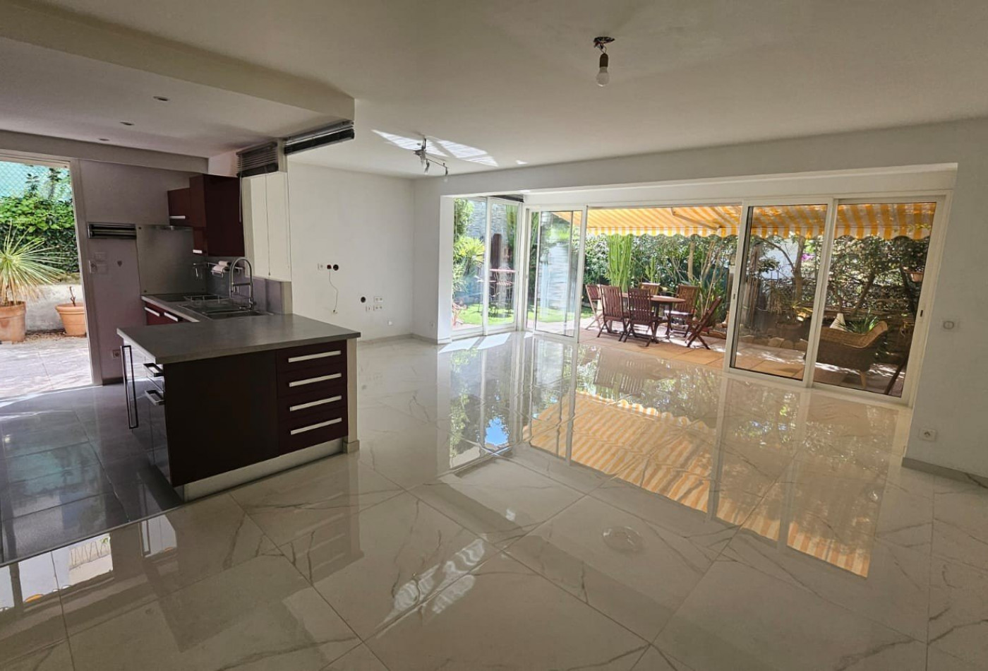 vente Appartement Juan Les Pins - Photo 10