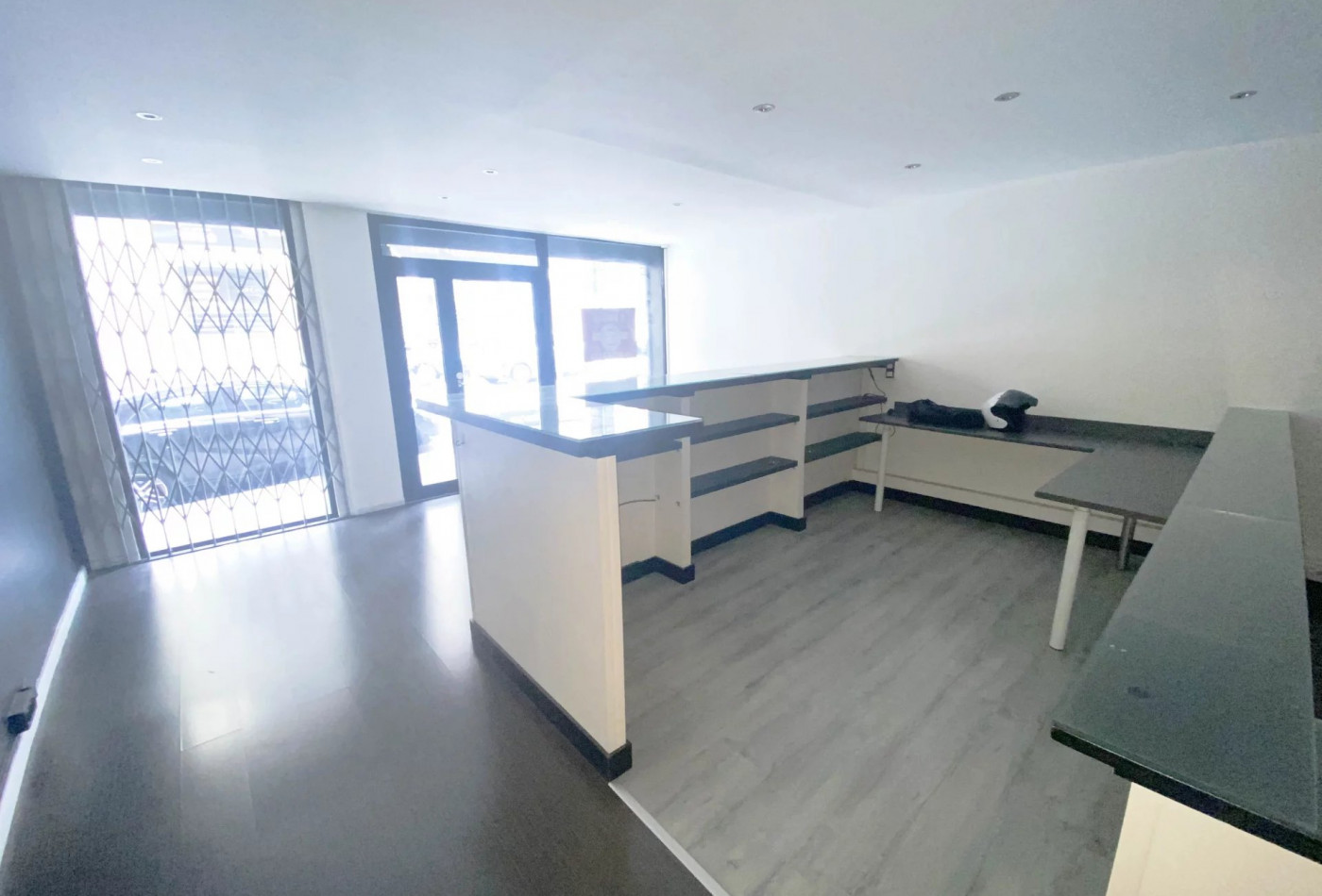 location Local commercial Cagnes-sur-mer - Photo 4