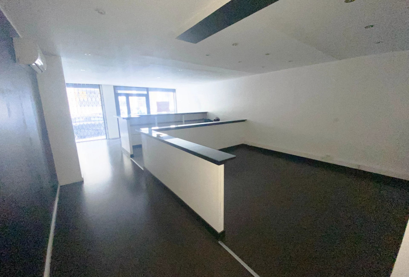 location Local commercial Cagnes-sur-mer - Photo 3