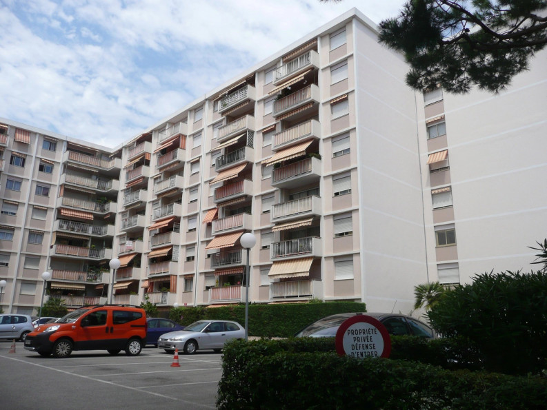 location Appartement Cagnes-sur-mer - Photo 1