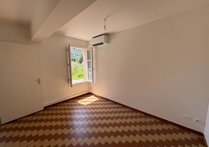 à louer Appartement Gattières