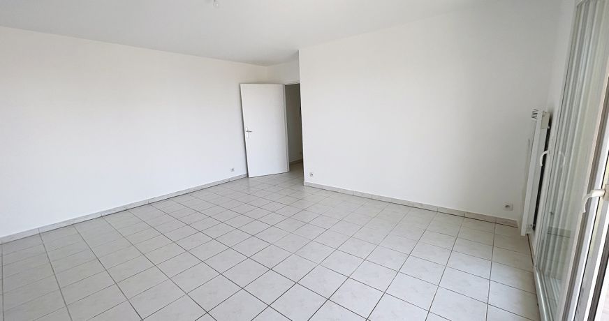 location Appartement Antibes