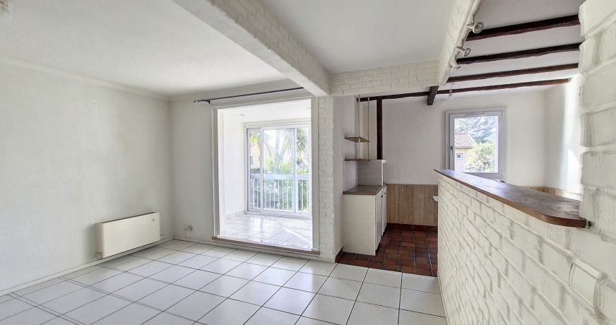 location Appartement Antibes