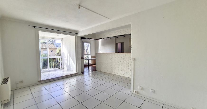 location Appartement Antibes