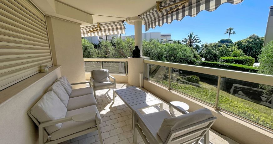 location Appartement Antibes