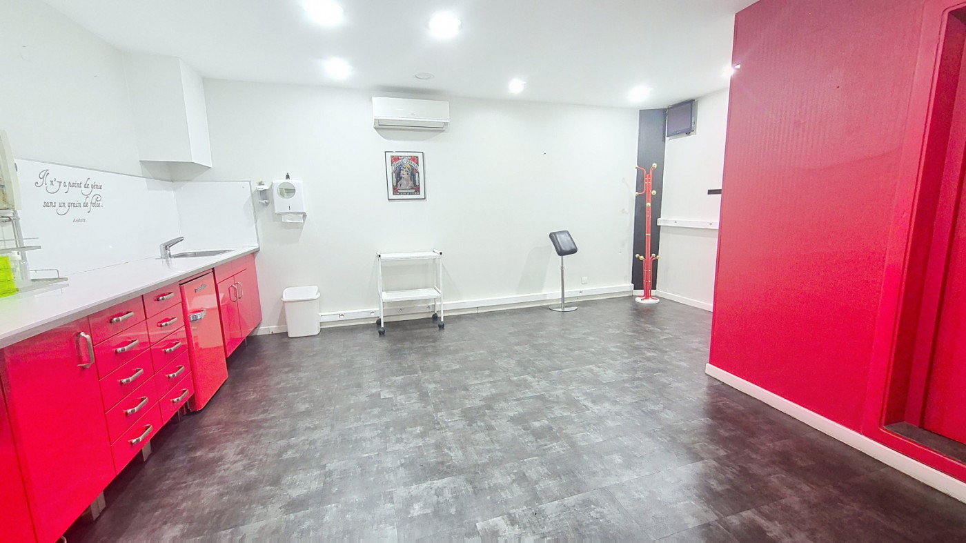 à louer Local commercial Antibes - Photo 4