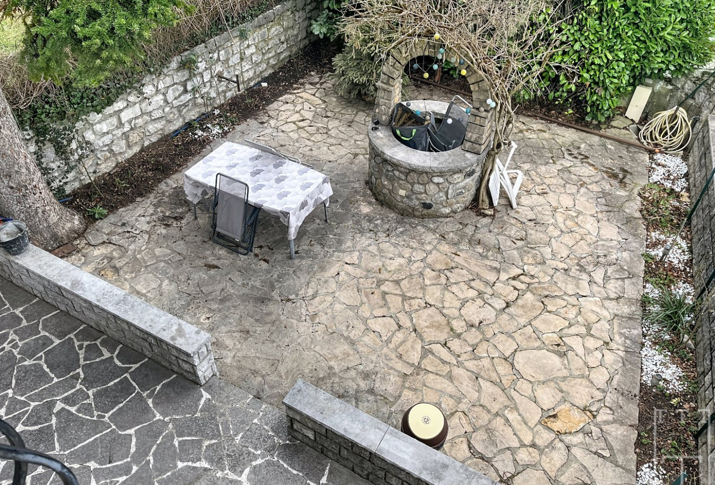 location Villa Ruoms - Photo 9