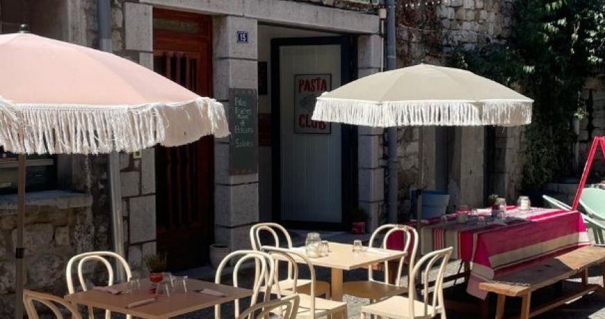 location Local commercial Ruoms