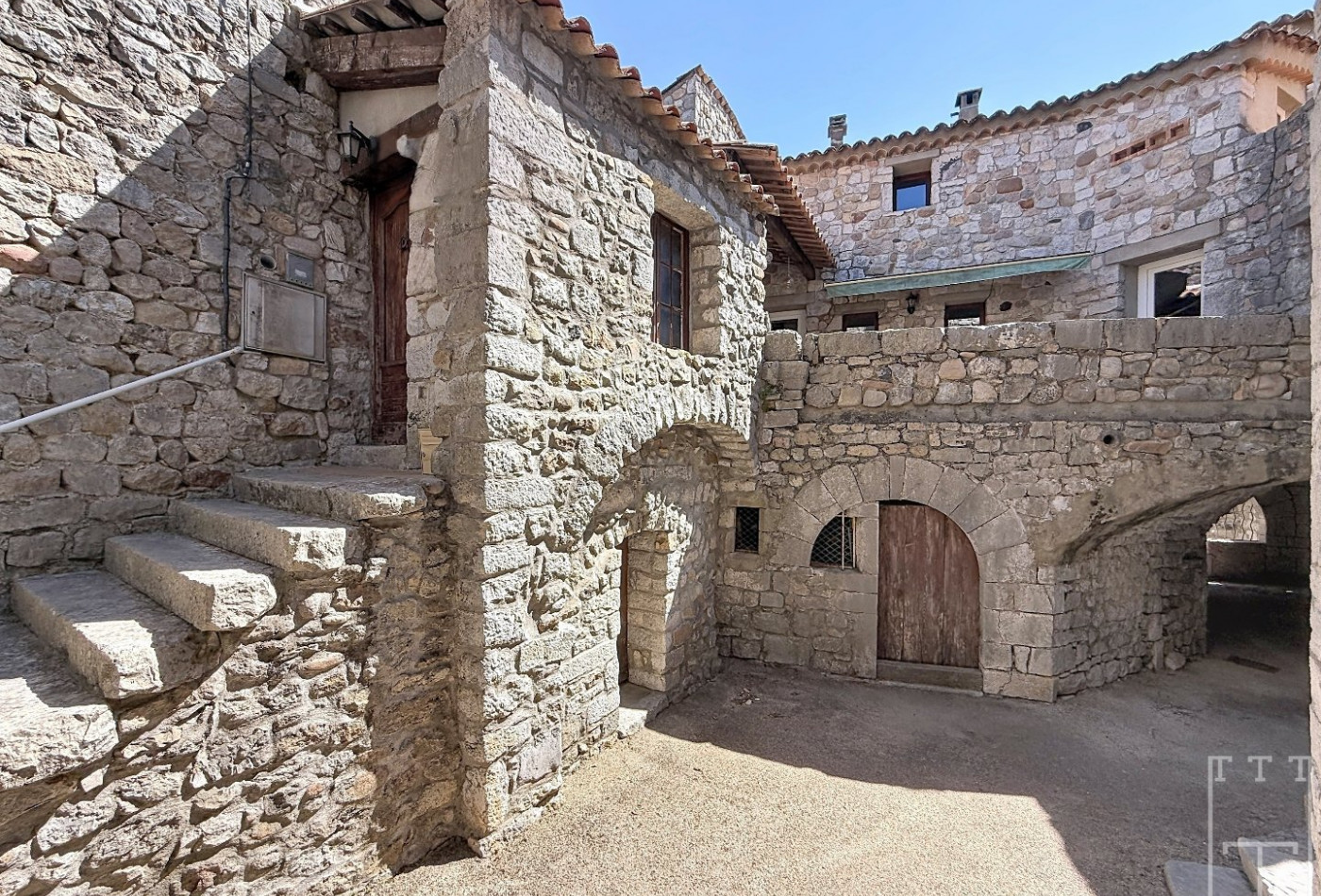 vente Maison de village Ruoms - Photo 1