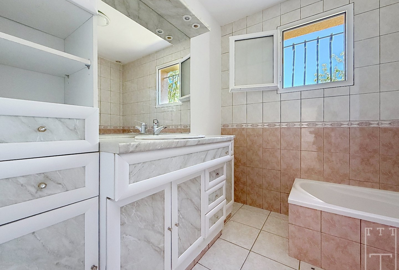 vente Villa Ruoms - Photo 9