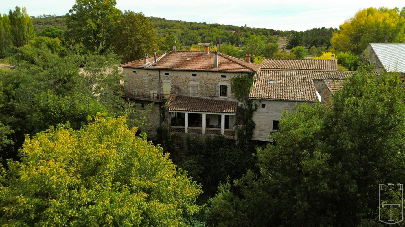 vente Maison et dépendances Ruoms - Photo 1